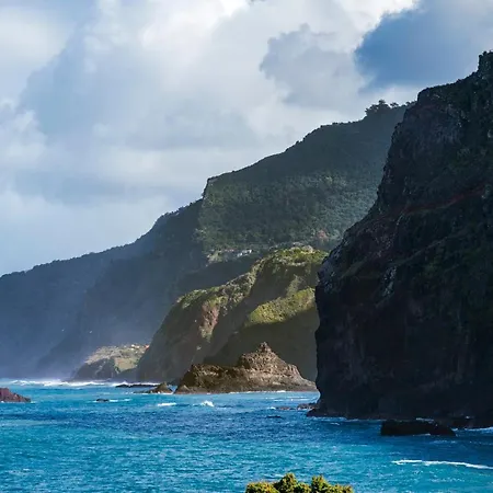 منزل ريفي Casa Dos Tercos By An Island