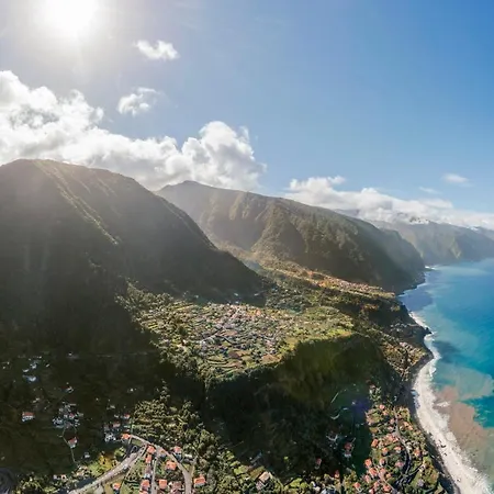 Country house Casa Dos Tercos By An Island Sao Vicente (Madeira)