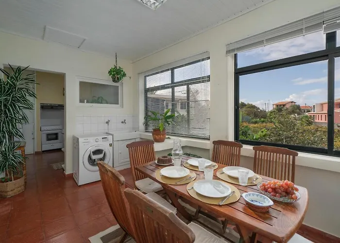 Casa Dos Tercos By An Island * São Vicente