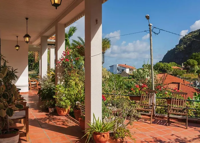 Casa Dos Tercos By An Island