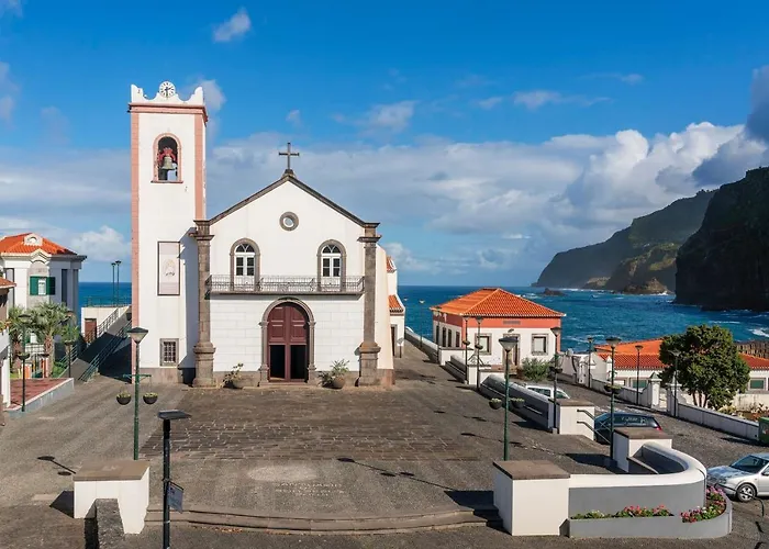 Casa Dos Tercos By An Island * São Vicente