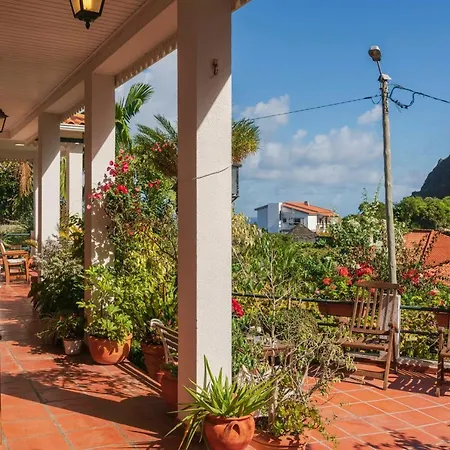 Casa Dos Tercos By An Island